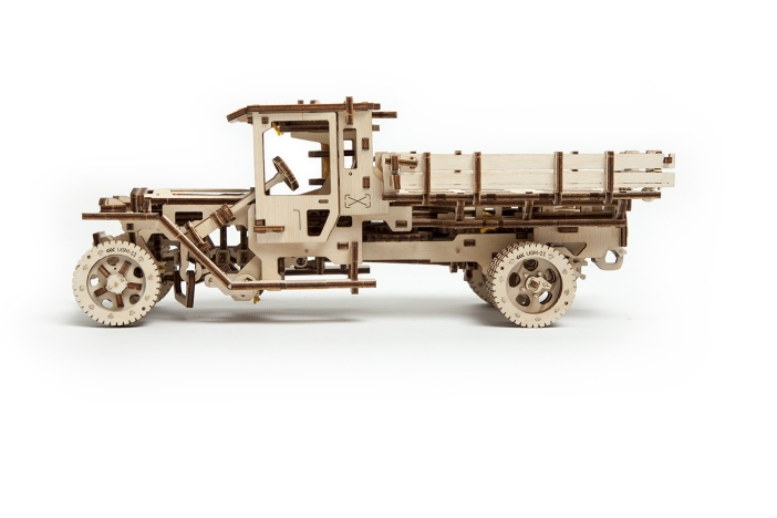 UGM_11_Ugears wooden truck models, ugears truck, wooden truck kits, wooden model truck kits, 3d puzzle truck