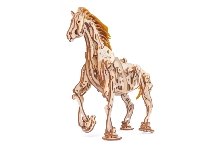Ugears Horse Mechanoid Model ugears paard, ugears paard mechanoid, ugears kickstarter paard, ugears paard beoordeling, horse, speed, mechaniche