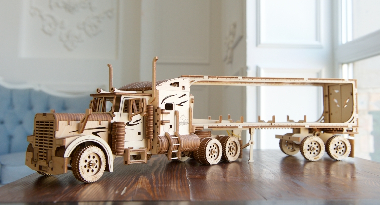 Ugears-Trailer-for-Heavy-Boy-Truck-Model (24)